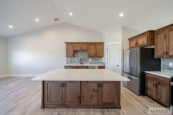 $460,000 | 572 Zion Street, Shelley, ID 83274