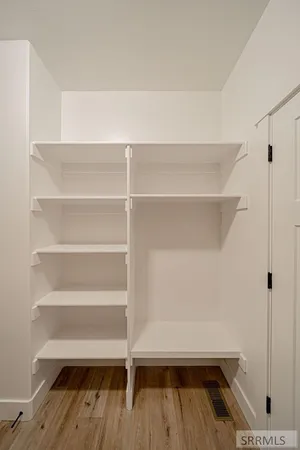 $460,000 | 572 Zion Street, Shelley, ID 83274