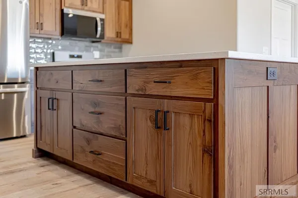 $460,000 | 572 Zion Street, Shelley, ID 83274