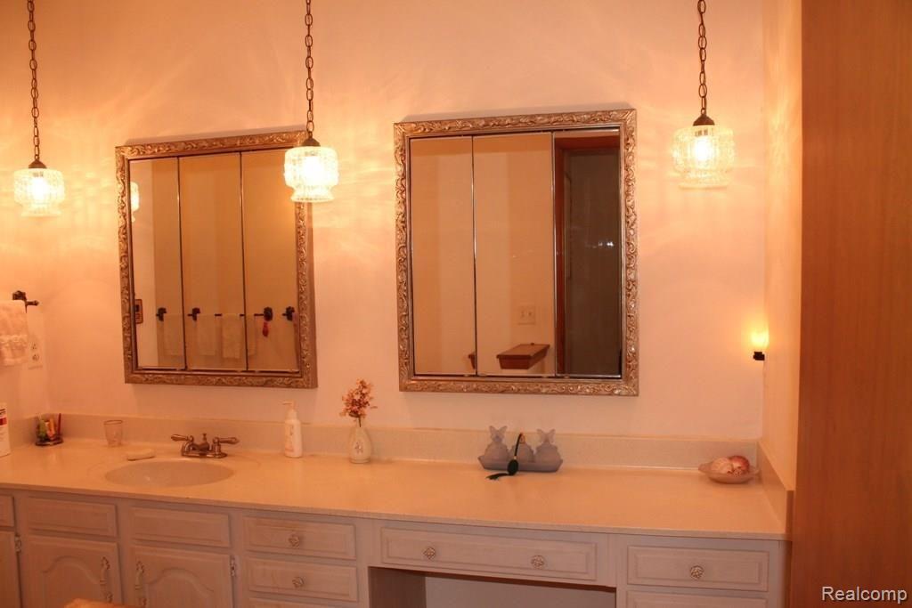 6369 Mabley Hill Road Fenton, MI 48430 - Photo 43 of 53 Mabley Hill 6939 113.JPG