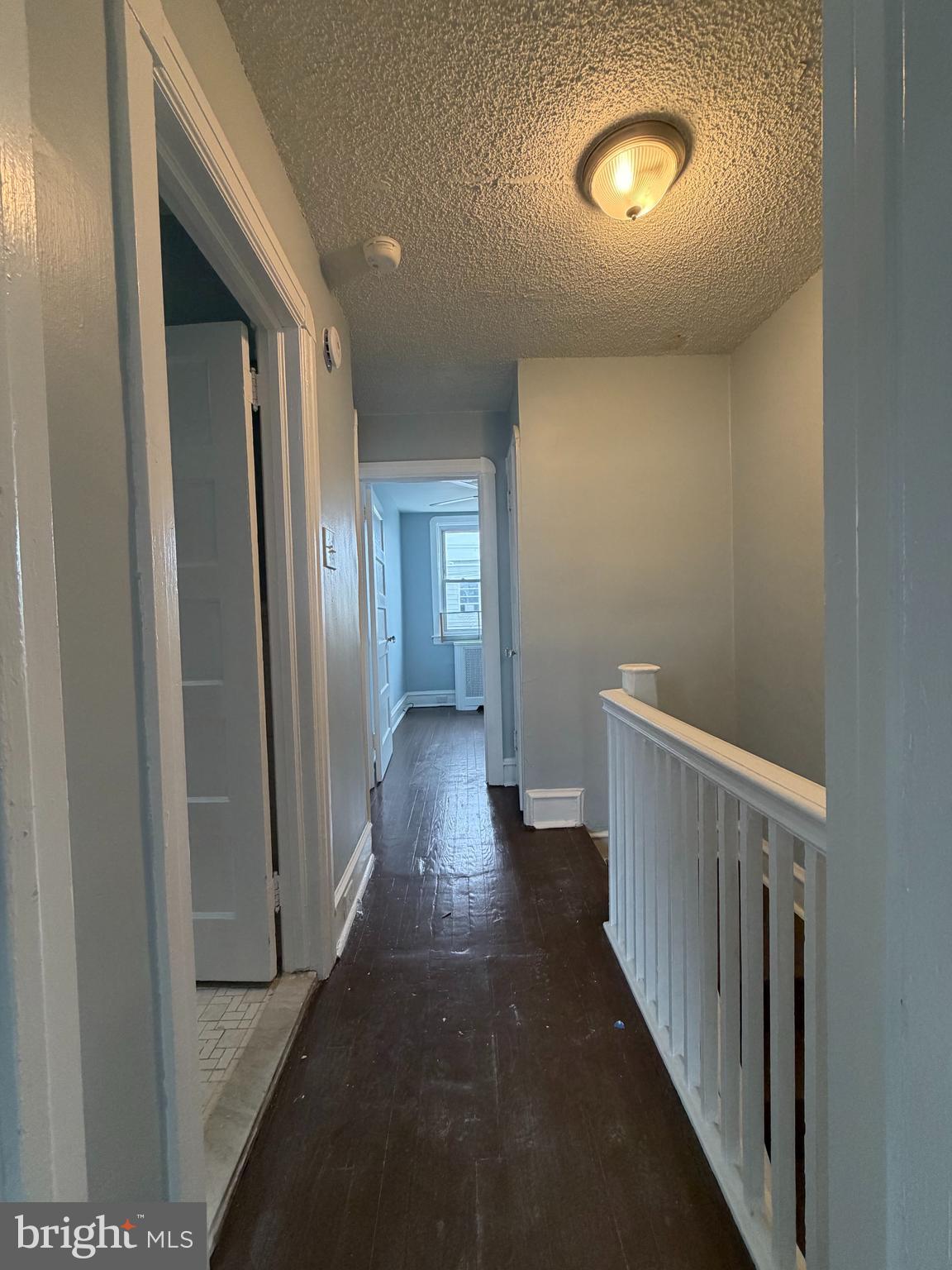 517 Littlecroft Road Upper Darby, PA 19082 - Photo 2 of 9