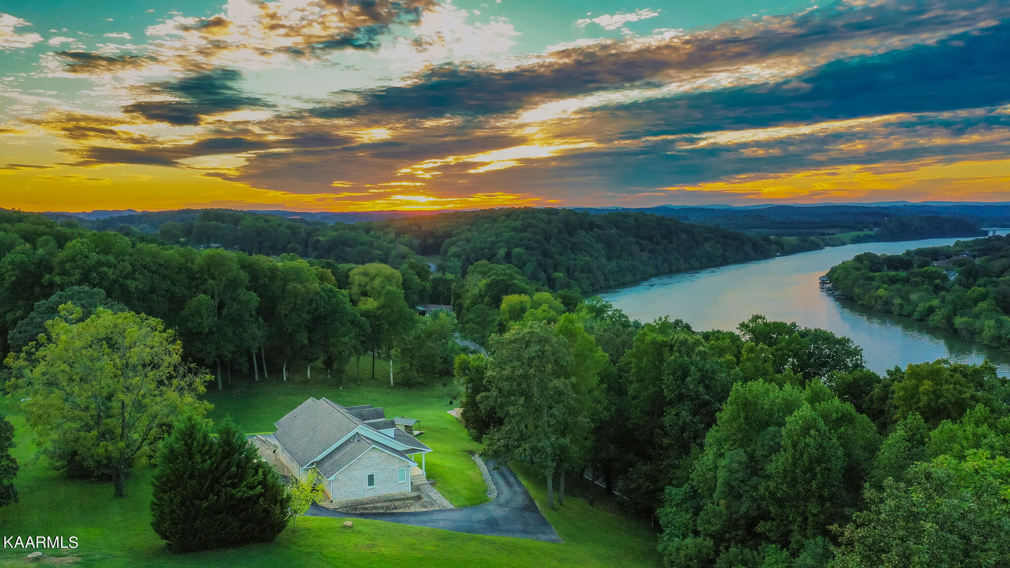 417 River Road Loudon, TN 37774 - Photo 4 of 42 DJI_0684