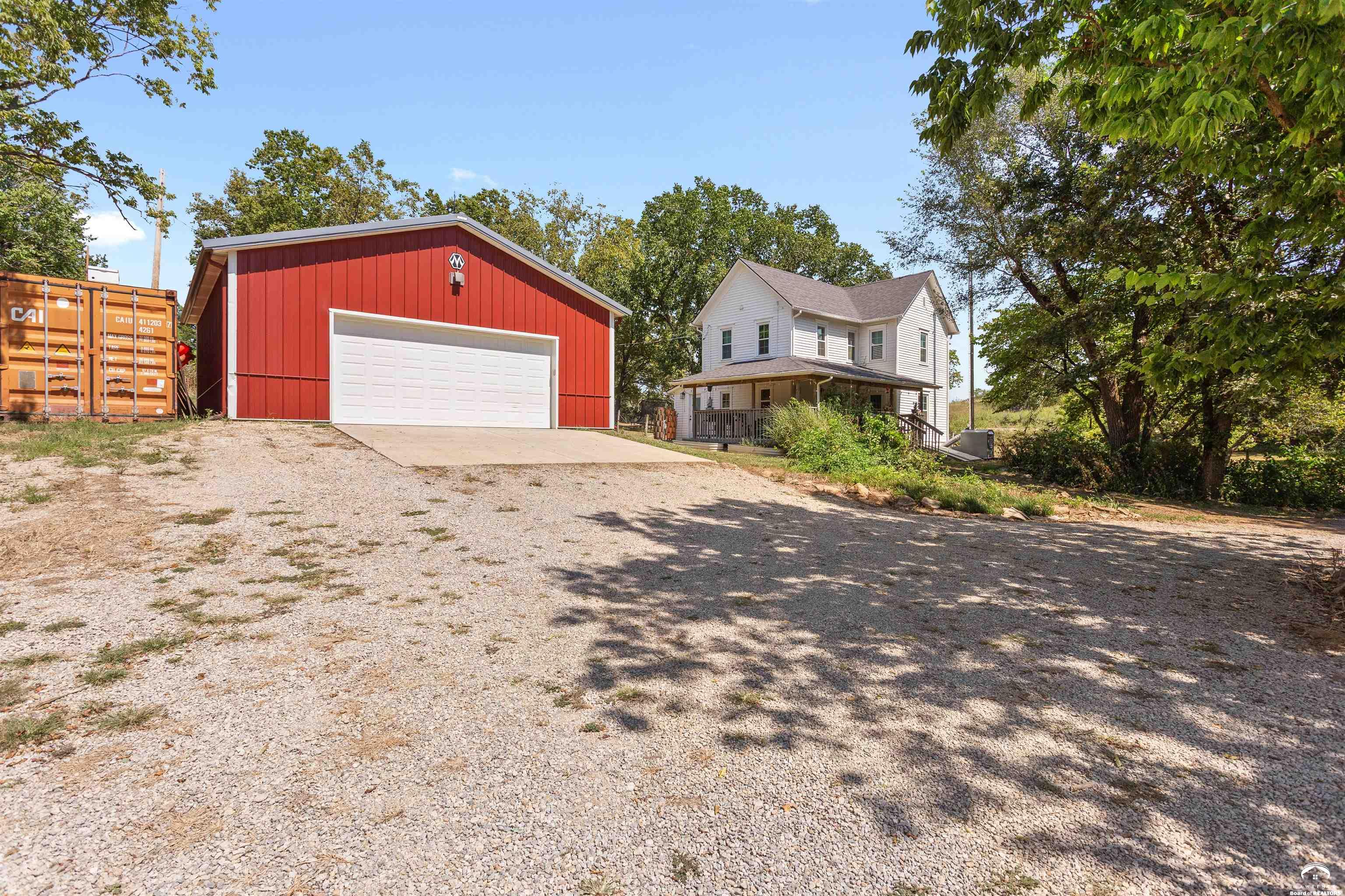 1197 East 100 Road Berryton, KS 66409 - Photo 1 of 29 Gallery Image 1