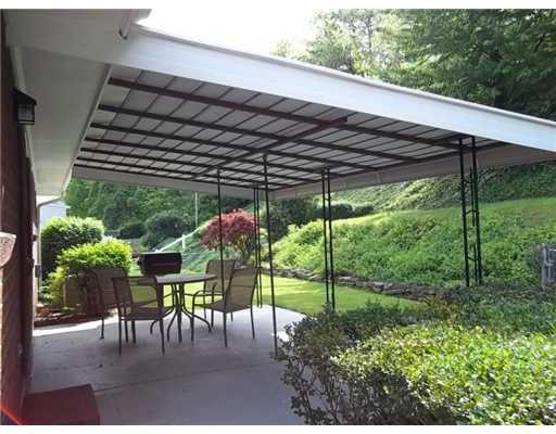 3959 Edge Road Brentwood, PA 15227 - Photo 18 of 18 Patio/Deck.