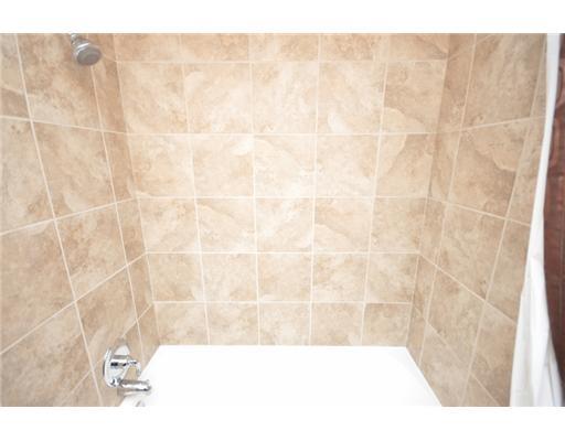 3959 Edge Road Brentwood, PA 15227 - Photo 7 of 18 Full Bath.