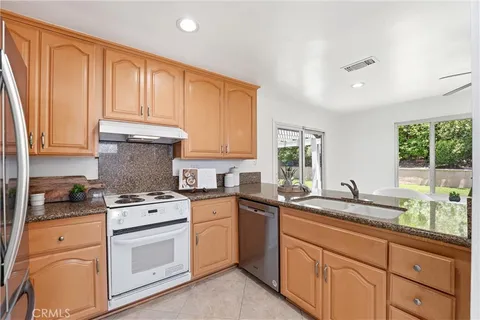$1,050,000 | 22361 Modina, Laguna Hills, CA 92653