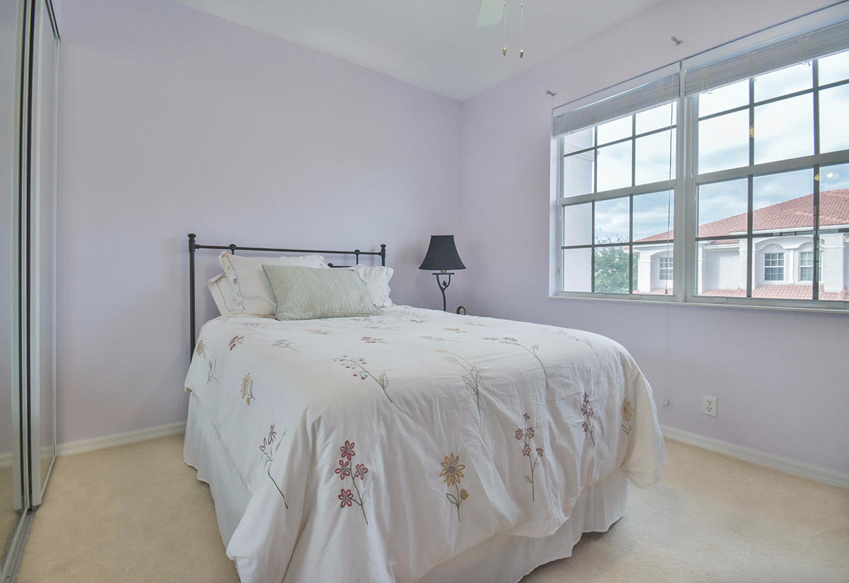 46 Lancaster Road Boynton Beach, FL 33426 - Photo 14 of 20 14 Bedroom 2