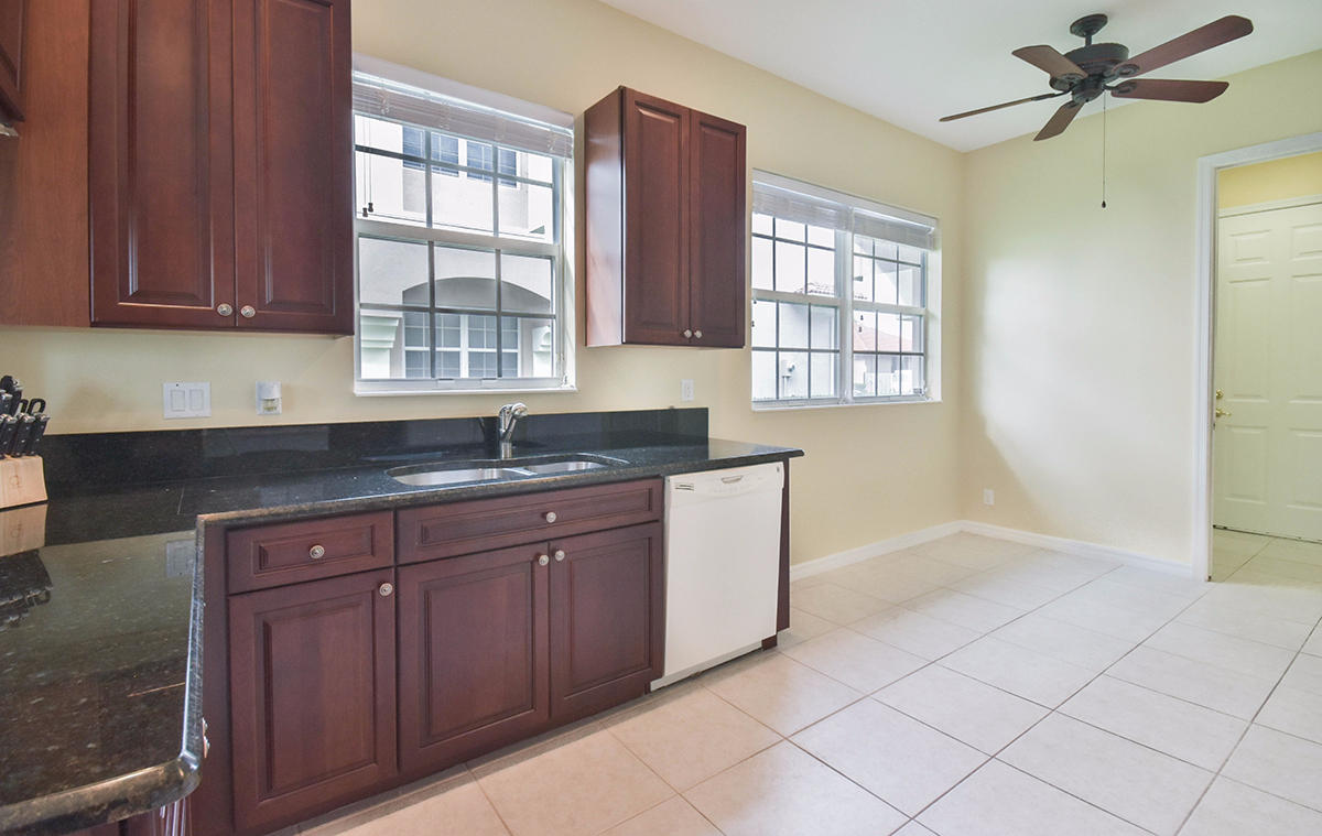 46 Lancaster Road Boynton Beach, FL 33426 - Photo 9 of 20 09 Kitchen