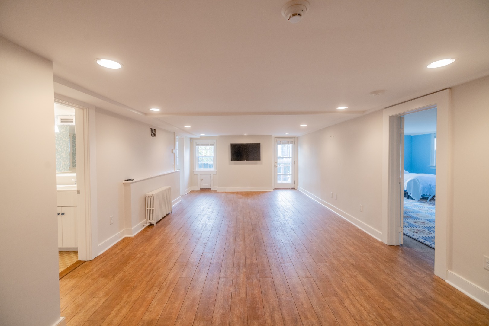 9 Pleasant Street Nantucket, MA 02554 - Photo 35 of 57