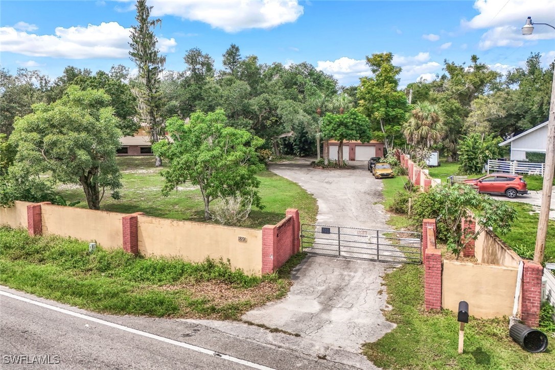 18191 Slater Road North Fort Myers, FL 33917 - Photo 5 of 34 a view of outdoor space and yard