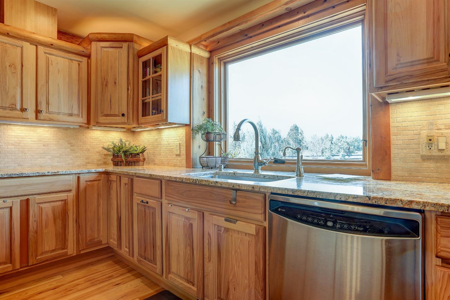 67157 Harrington Loop Road Bend, OR 97703 - Photo 18 of 38 Additional Photo