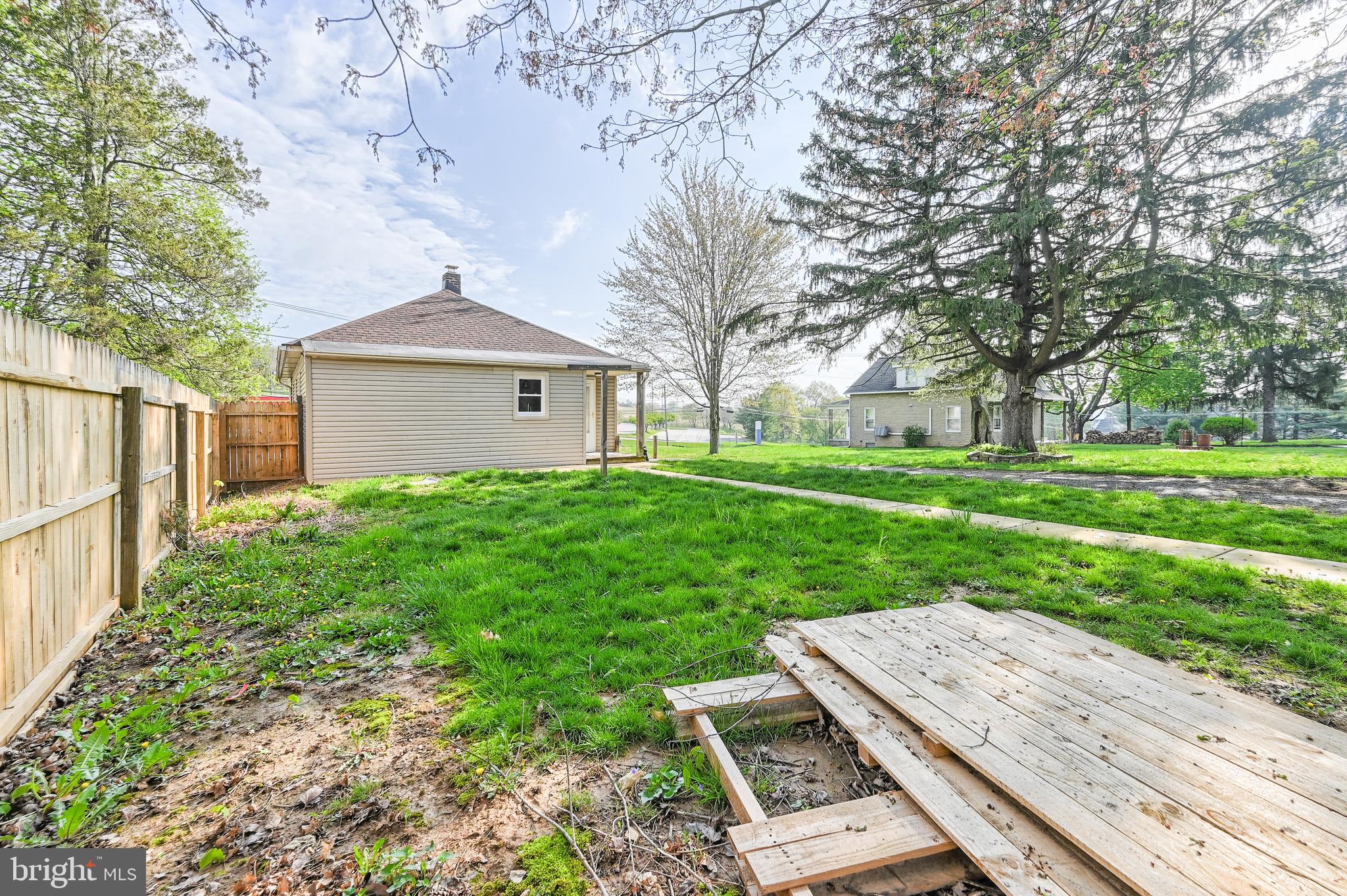 782 Delta Road Red Lion, PA 17356 - Photo 4 of 56