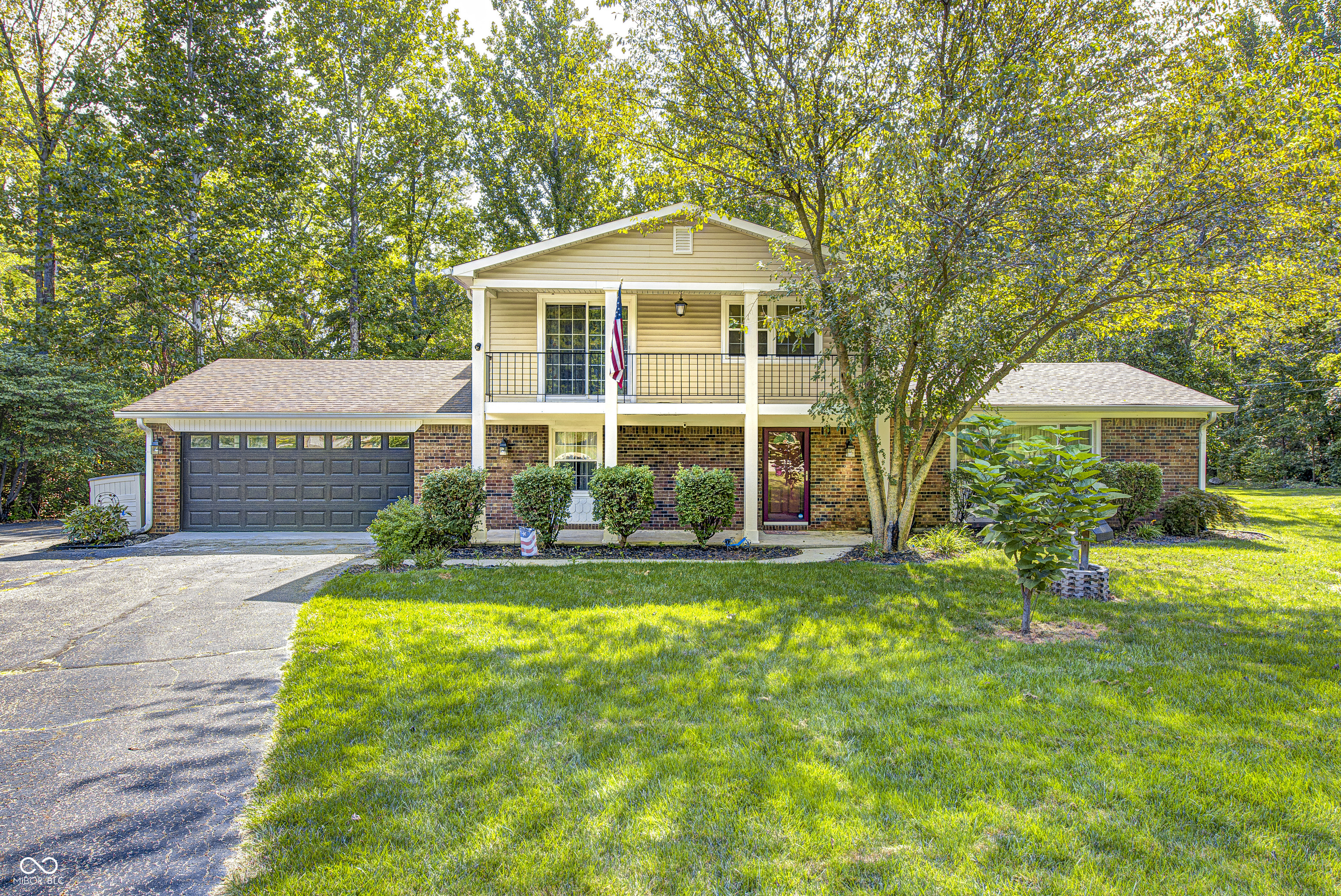 1303 Rolling Ct East