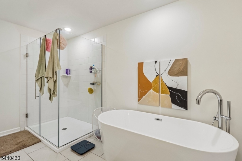 222 Myrtle Road Warren, NJ 07059 - Photo 23 of 27