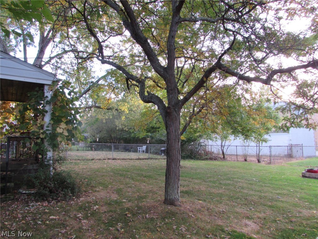 6450 Manchester Road Parma, OH 44129 - Photo 25 of 29