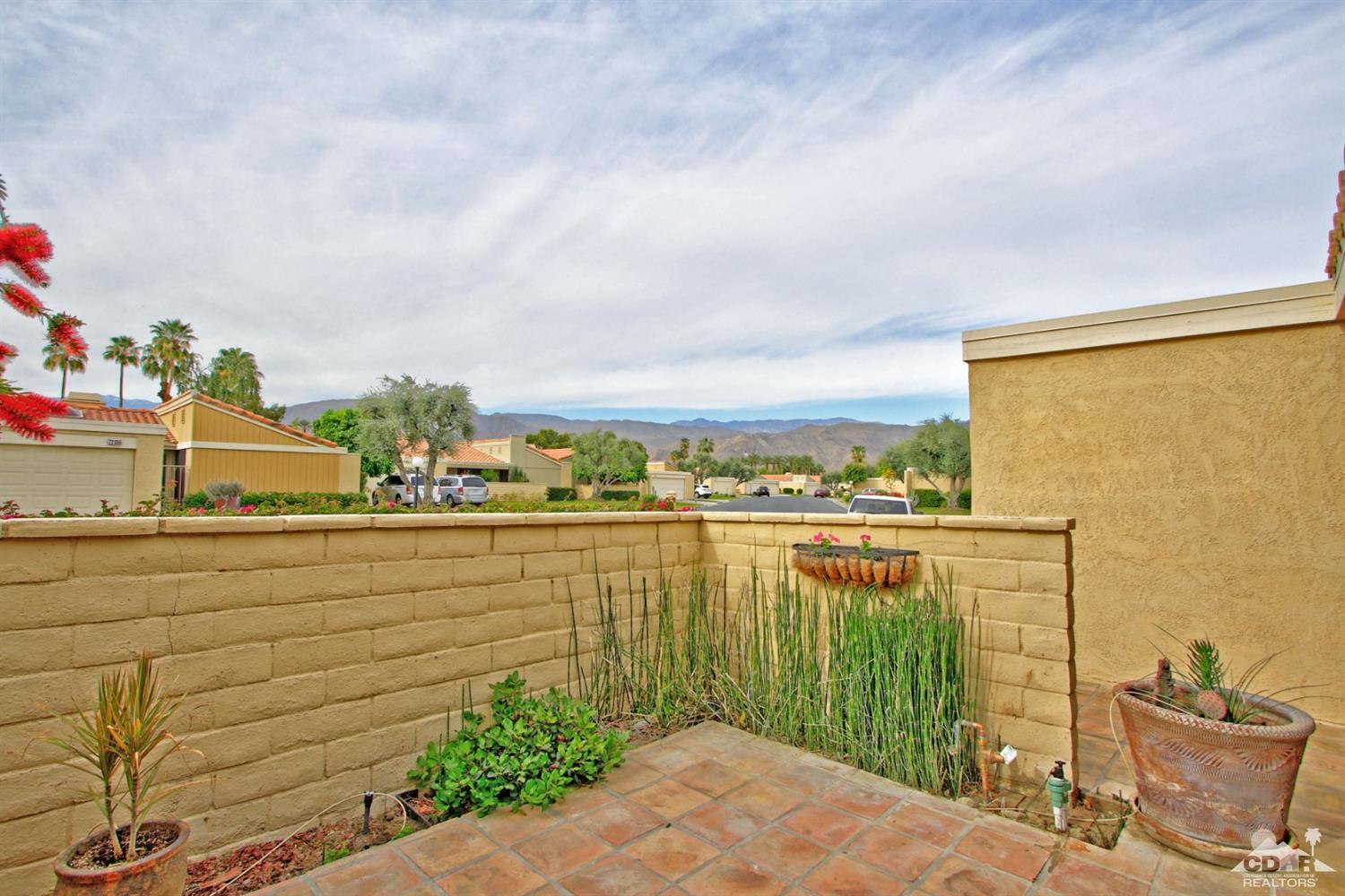 72350 Rodeo Way Rancho Mirage, CA 92270 - Photo 3 of 44