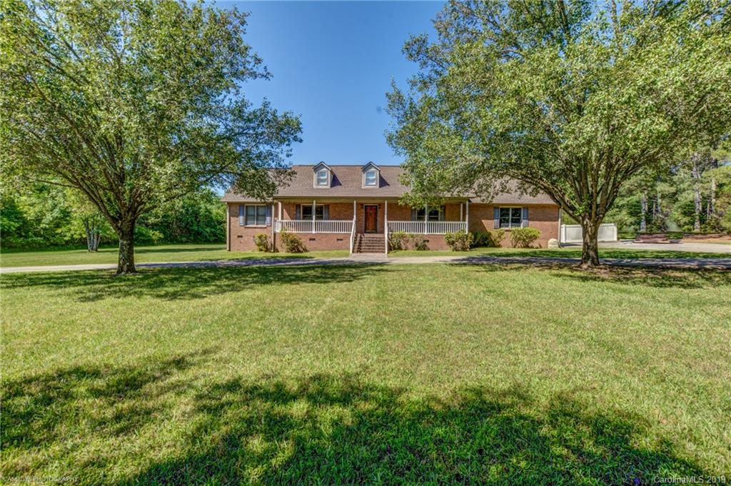 733 Mountain Lakes Road Chester, SC 29706 - Photo 2 of 48