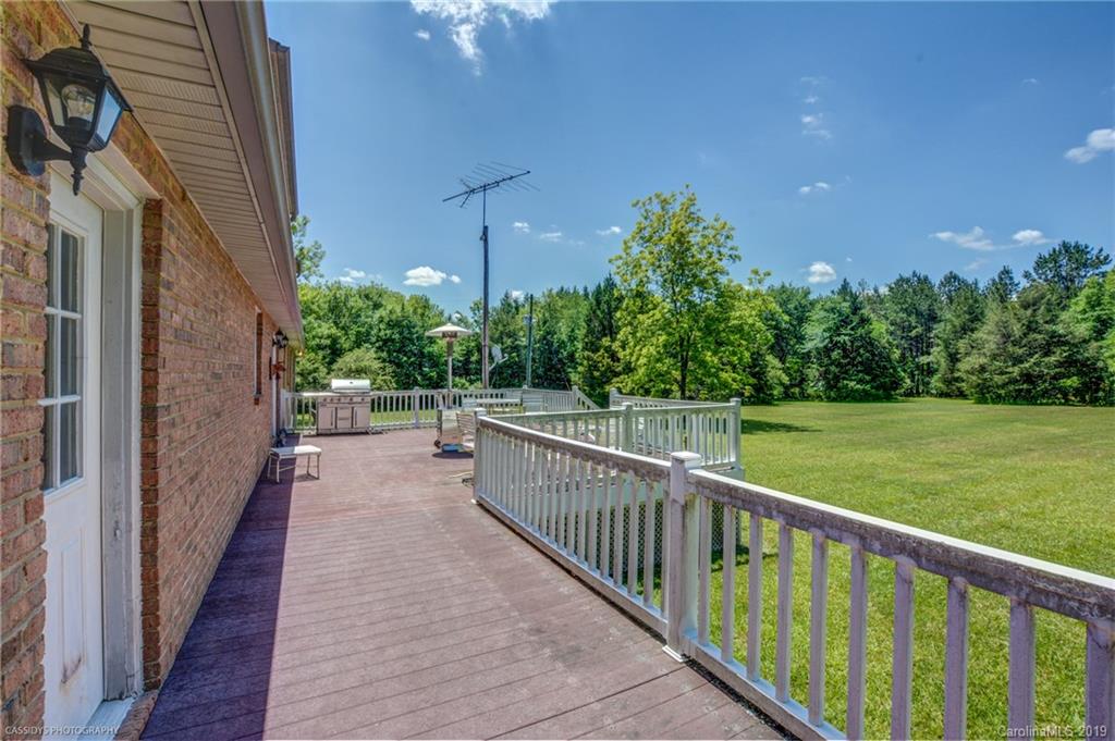 733 Mountain Lakes Road Chester, SC 29706 - Photo 14 of 48