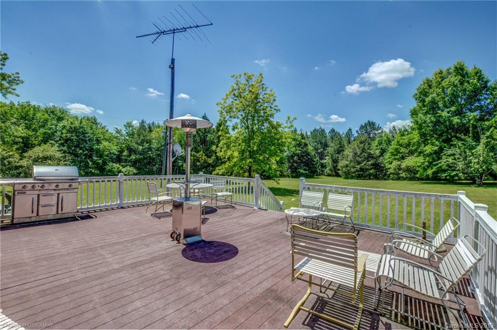 733 Mountain Lakes Road Chester, SC 29706 - Photo 15 of 48