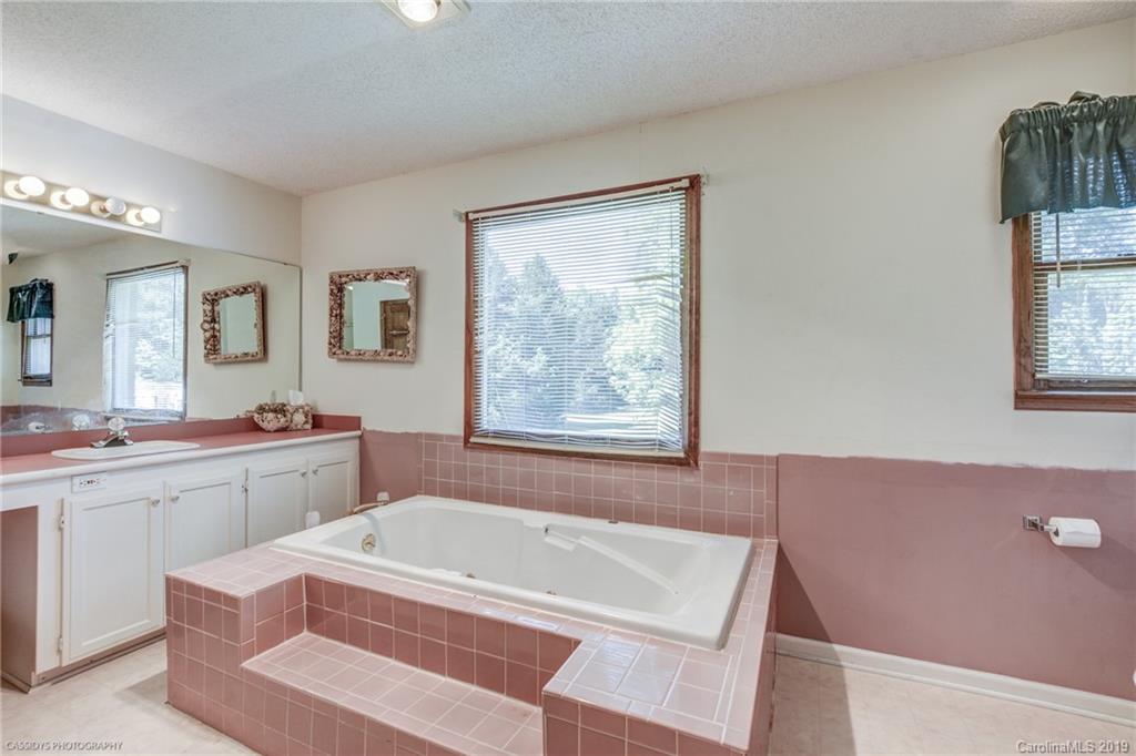 733 Mountain Lakes Road Chester, SC 29706 - Photo 30 of 48