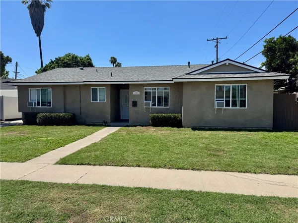 $4,100 | 1211 North Siesta Street, Anaheim, CA 92801