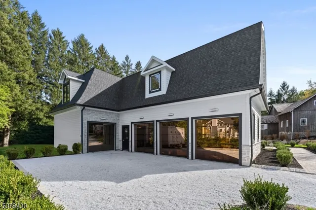 $6,500,000 | 48 Pleasant Avenue, Upper Saddle River, NJ 07458