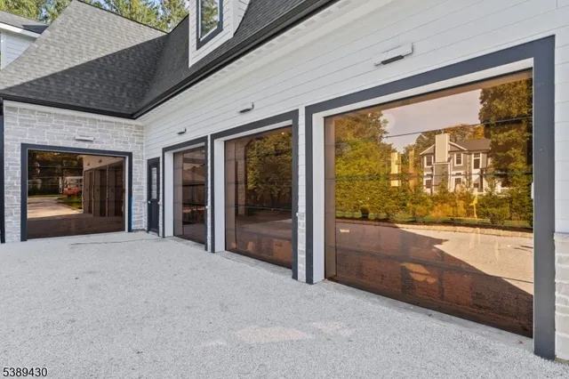 $6,500,000 | 48 Pleasant Avenue, Upper Saddle River, NJ 07458