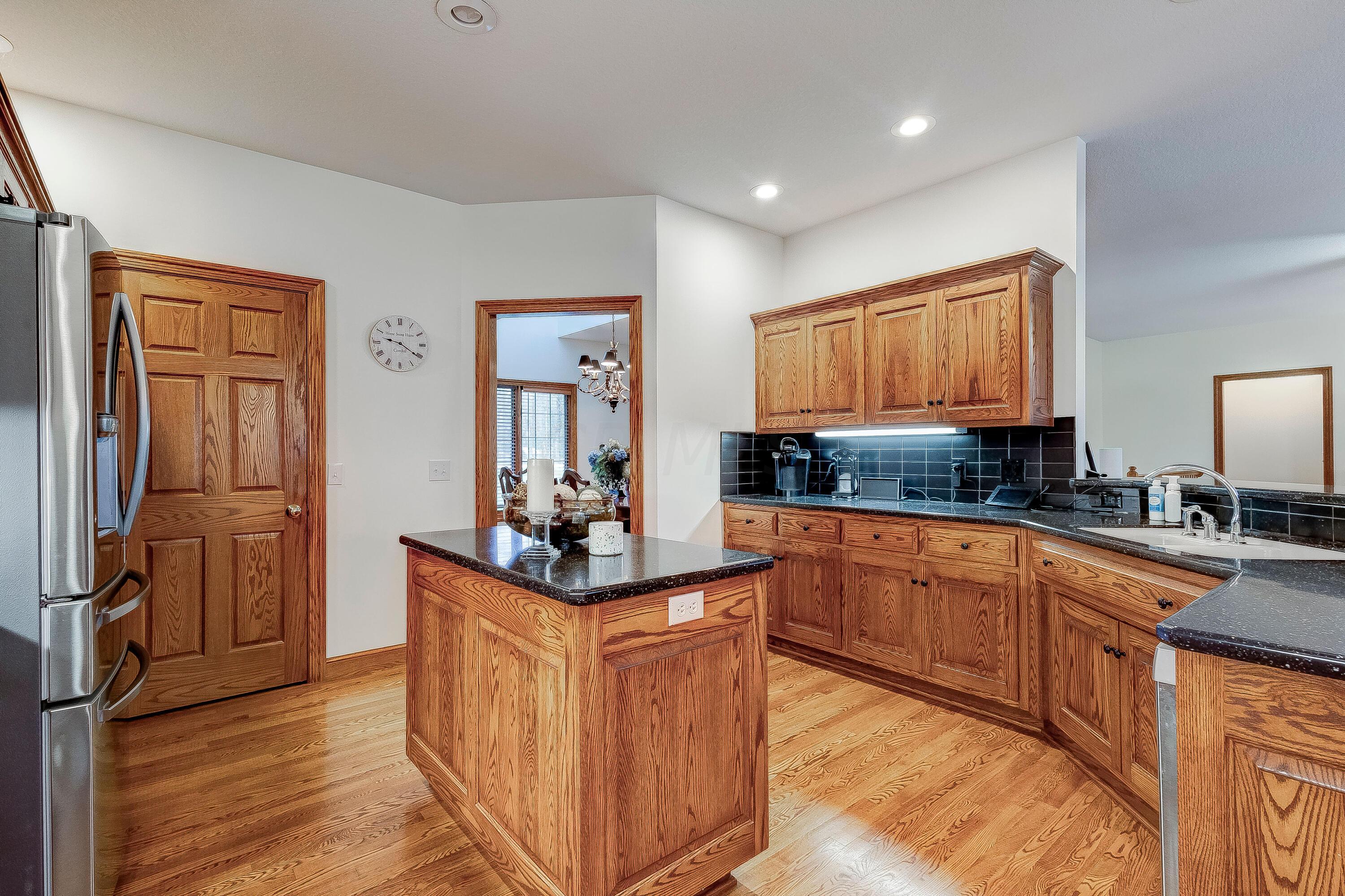17511 Gambier Road Mount Vernon, OH 43050 - Photo 12 of 55 1-6