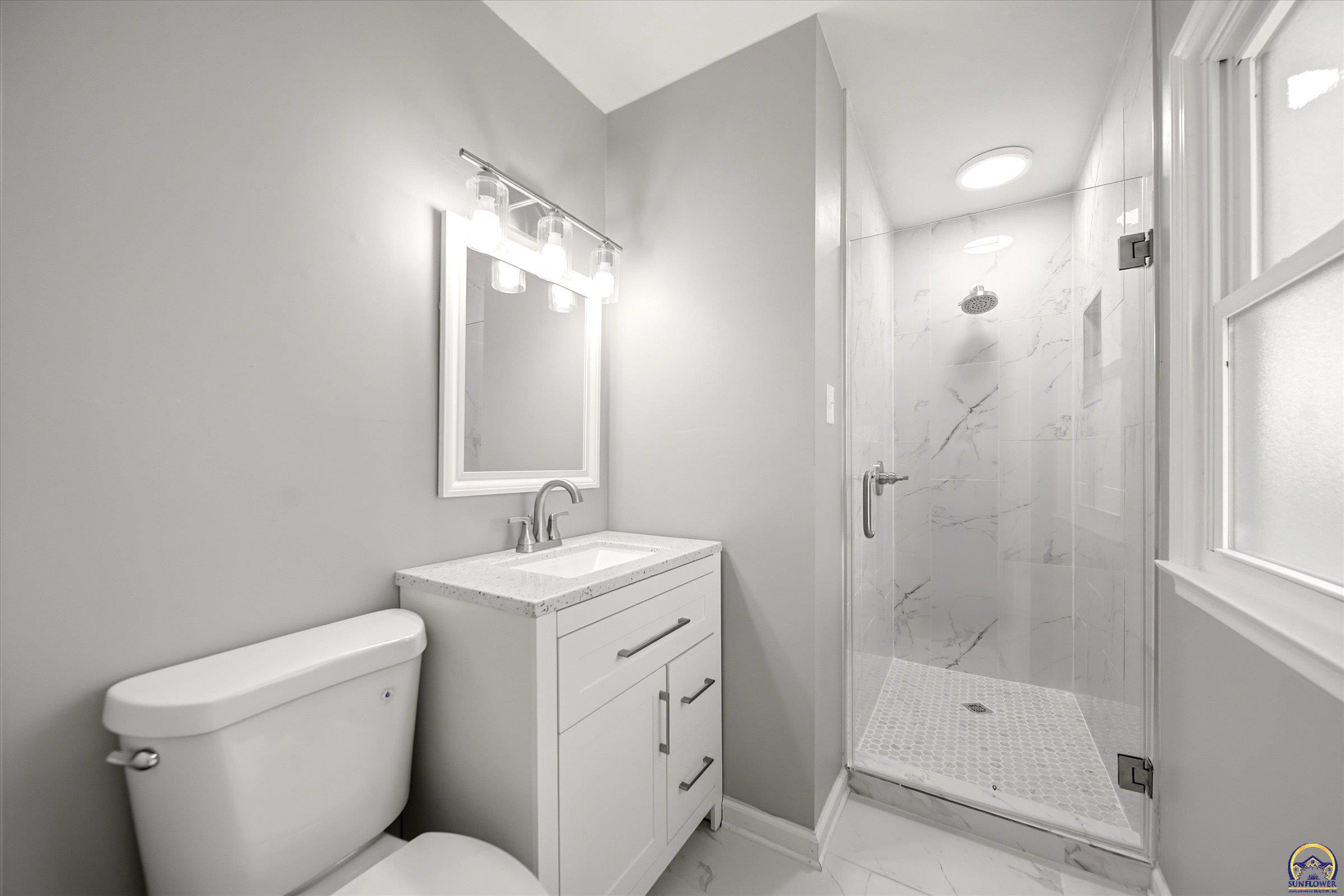 4625 Northwest Brickyard Road Topeka, KS 66618 - Photo 18 of 53