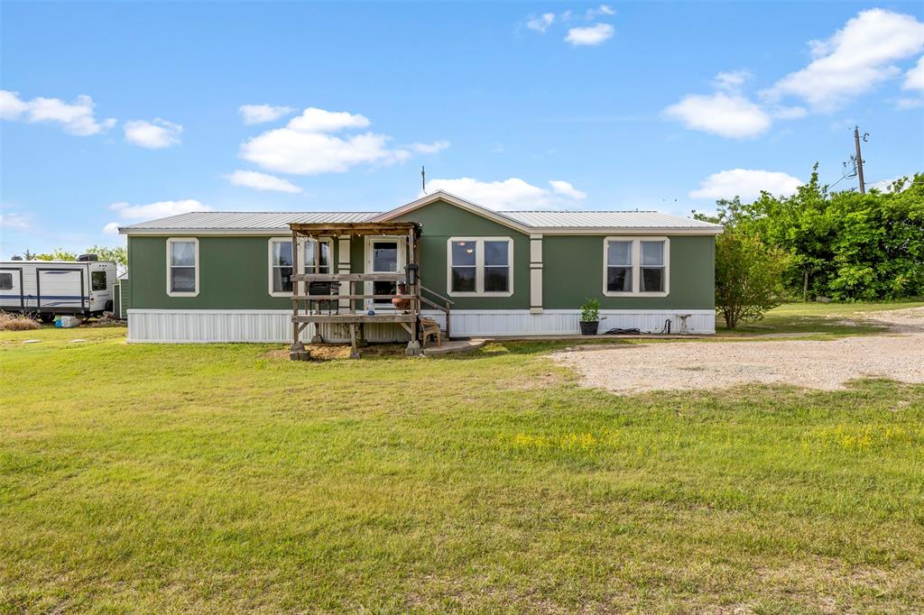 10020 Lavender Road Crowley, TX 76036 - Photo 3 of 25