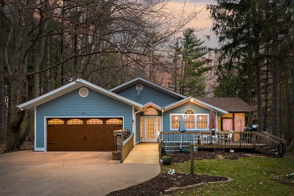 $1,149,000 | 9995 Community Hall Road, Union Pier, MI 49129