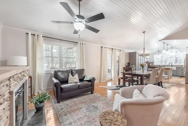 $1,149,000 | 9995 Community Hall Road, Union Pier, MI 49129