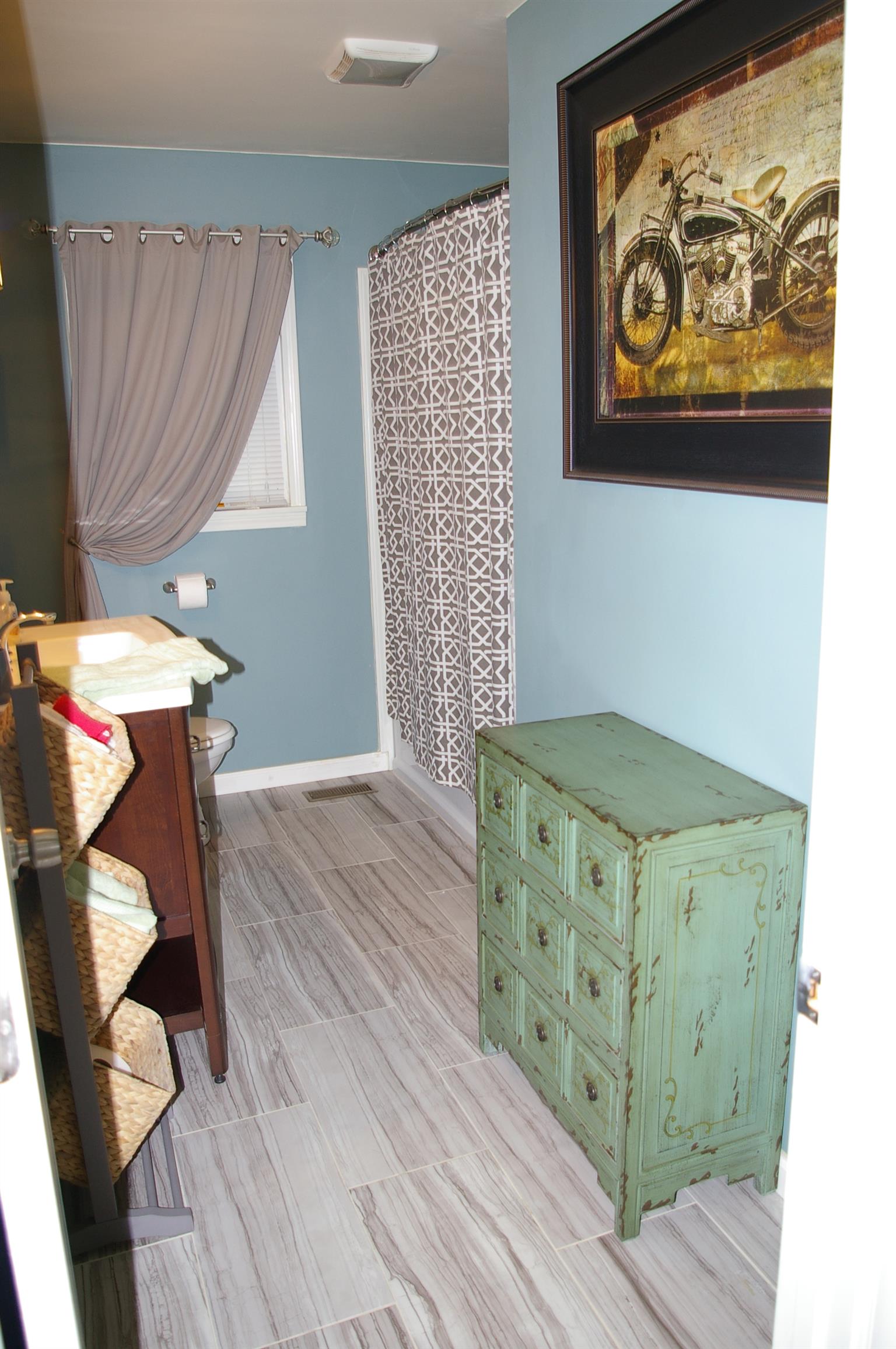 1535 Noah Road Beechgrove, TN 37018 - Photo 21 of 30 a bathroom with a sink and a mirror