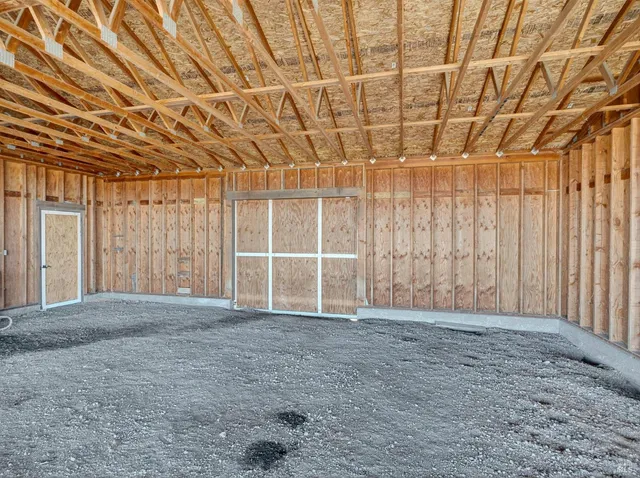 a view of entryway front of house