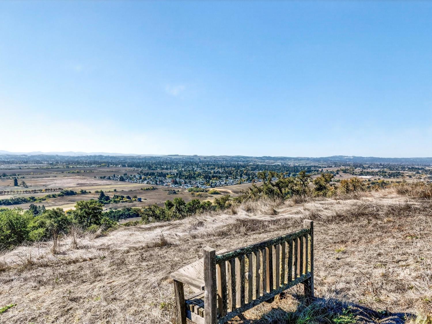 5200 Petaluma Hill Road Santa Rosa, CA 95404 - Photo 39 of 45 a view of a lake with mountain