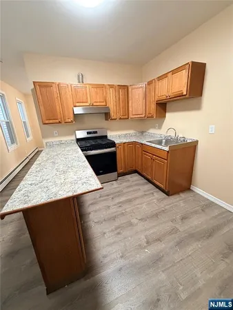 $2,300 | 44 Hecker Street, Unit 1, Newark, NJ 07103