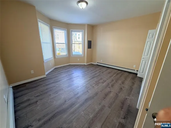 $2,300 | 44 Hecker Street, Unit 1, Newark, NJ 07103