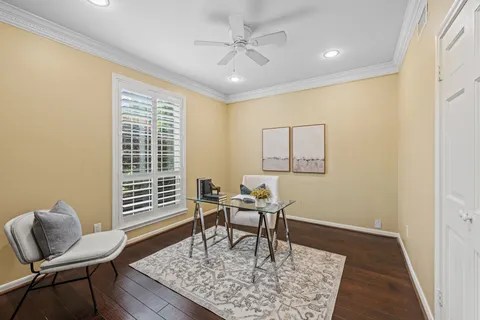 $499,999 | 9214 South Pass Lane, Houston, TX 77064