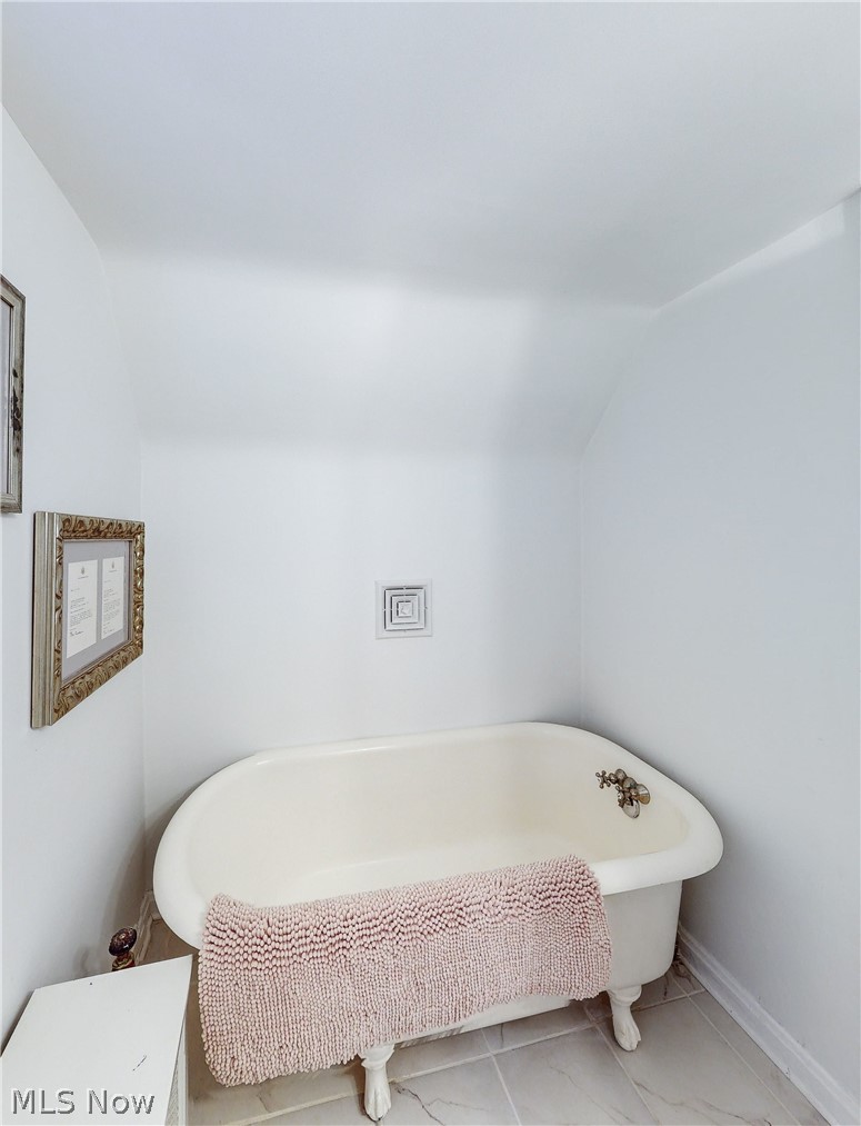 3361 Chalfant Road Cleveland, OH 44120 - Photo 28 of 37 Gallery Image 28