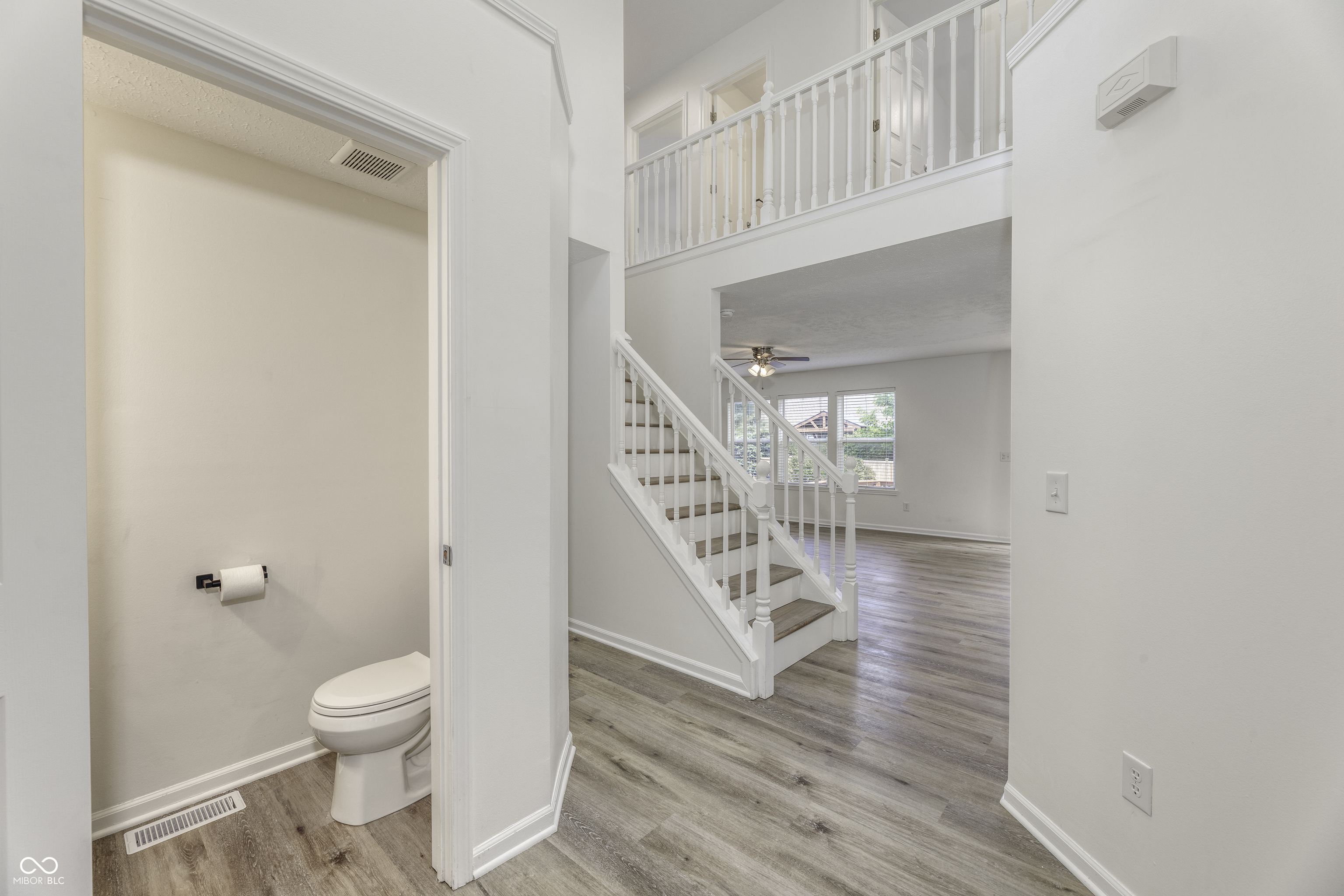 13029 Lamarque Place Fishers, IN 46038 - Photo 7 of 37