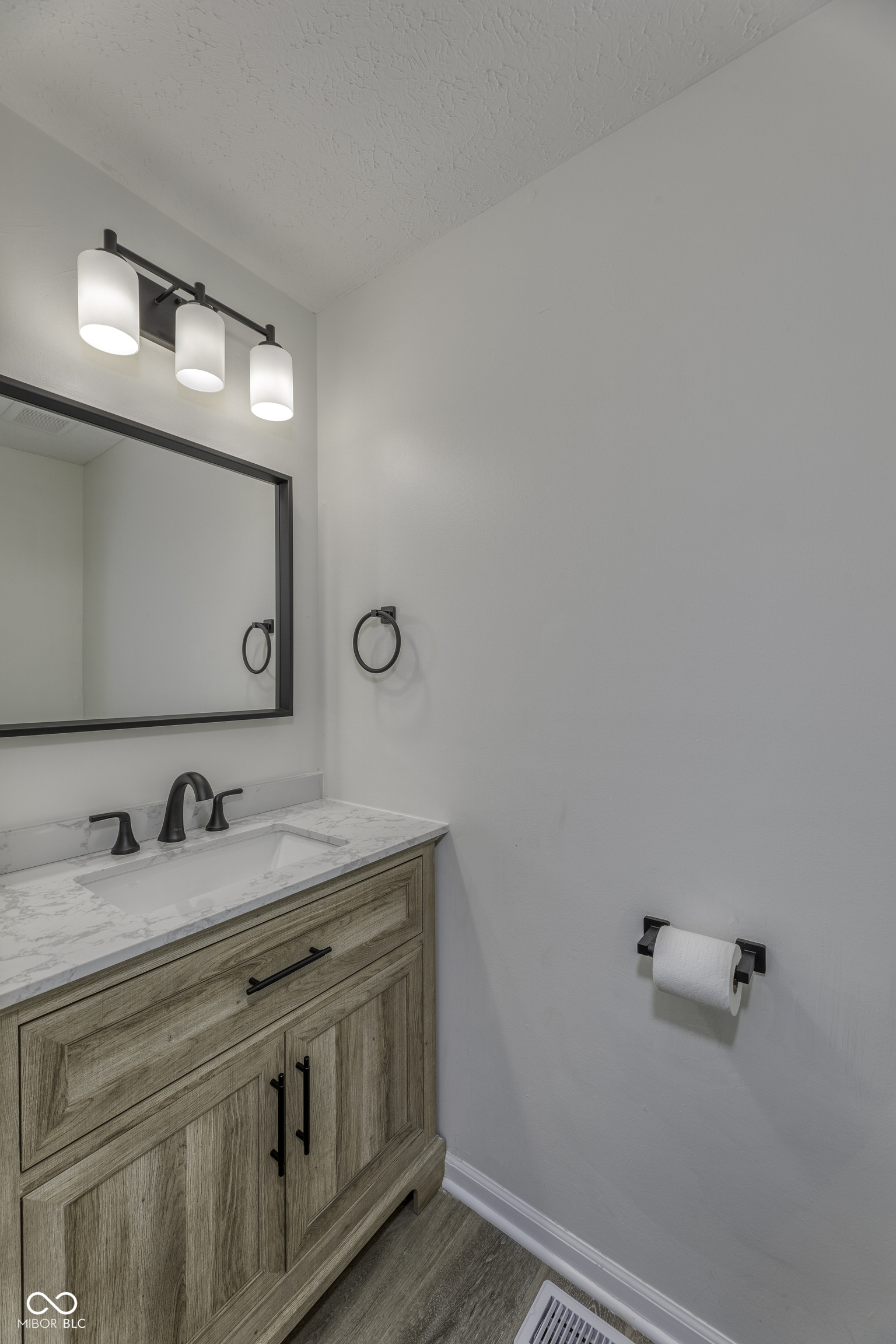 13029 Lamarque Place Fishers, IN 46038 - Photo 9 of 37