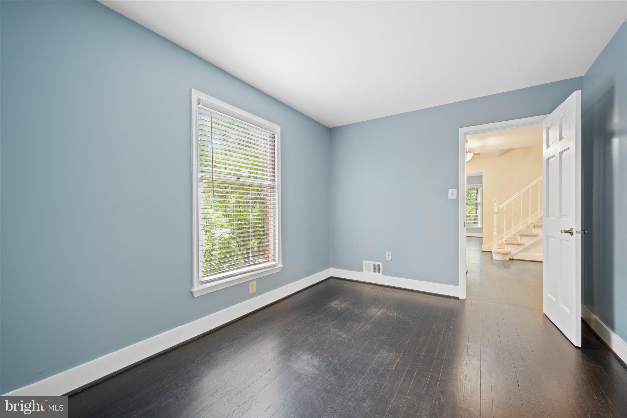 10803 Cross School Road Reston, VA 20191 - Photo 21 of 48