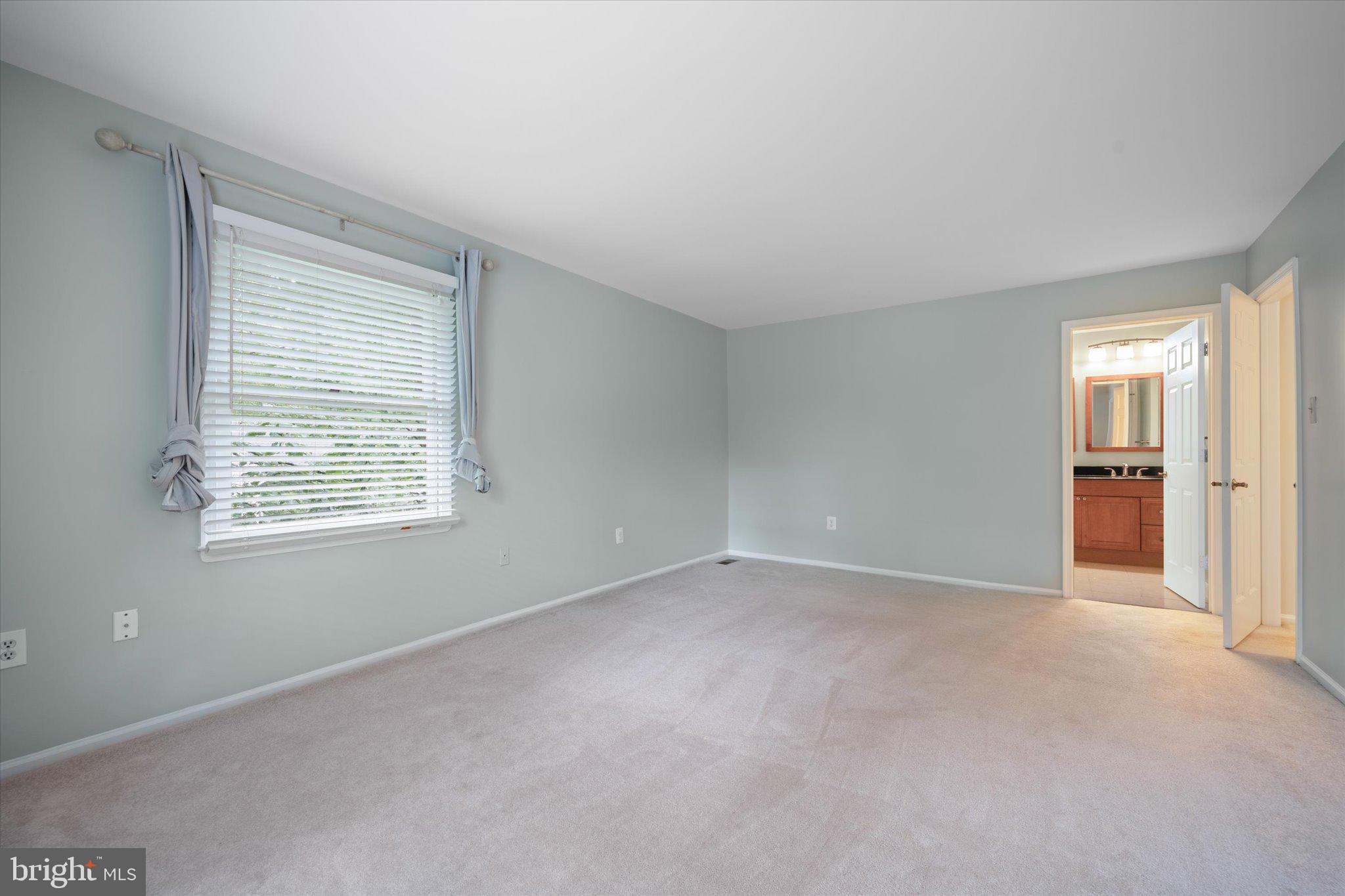 10803 Cross School Road Reston, VA 20191 - Photo 31 of 48