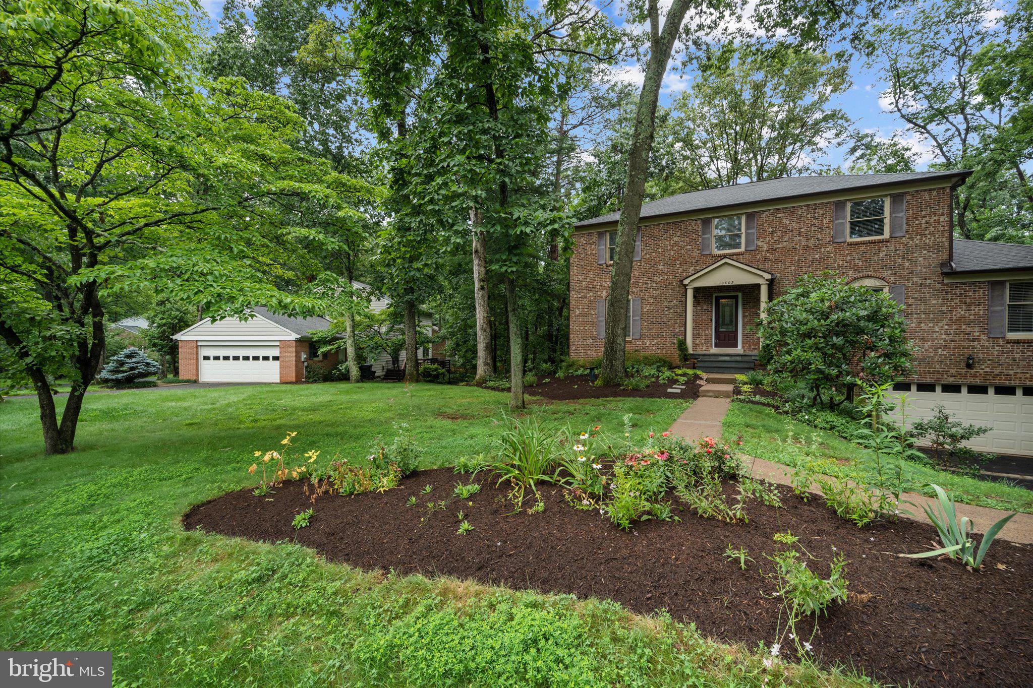 10803 Cross School Road Reston, VA 20191 - Photo 4 of 48