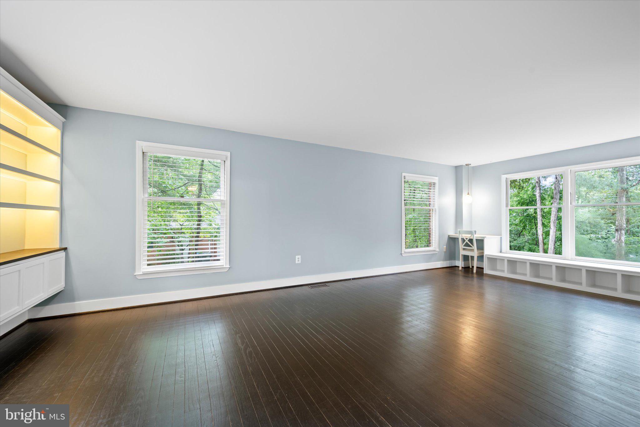 10803 Cross School Road Reston, VA 20191 - Photo 10 of 48