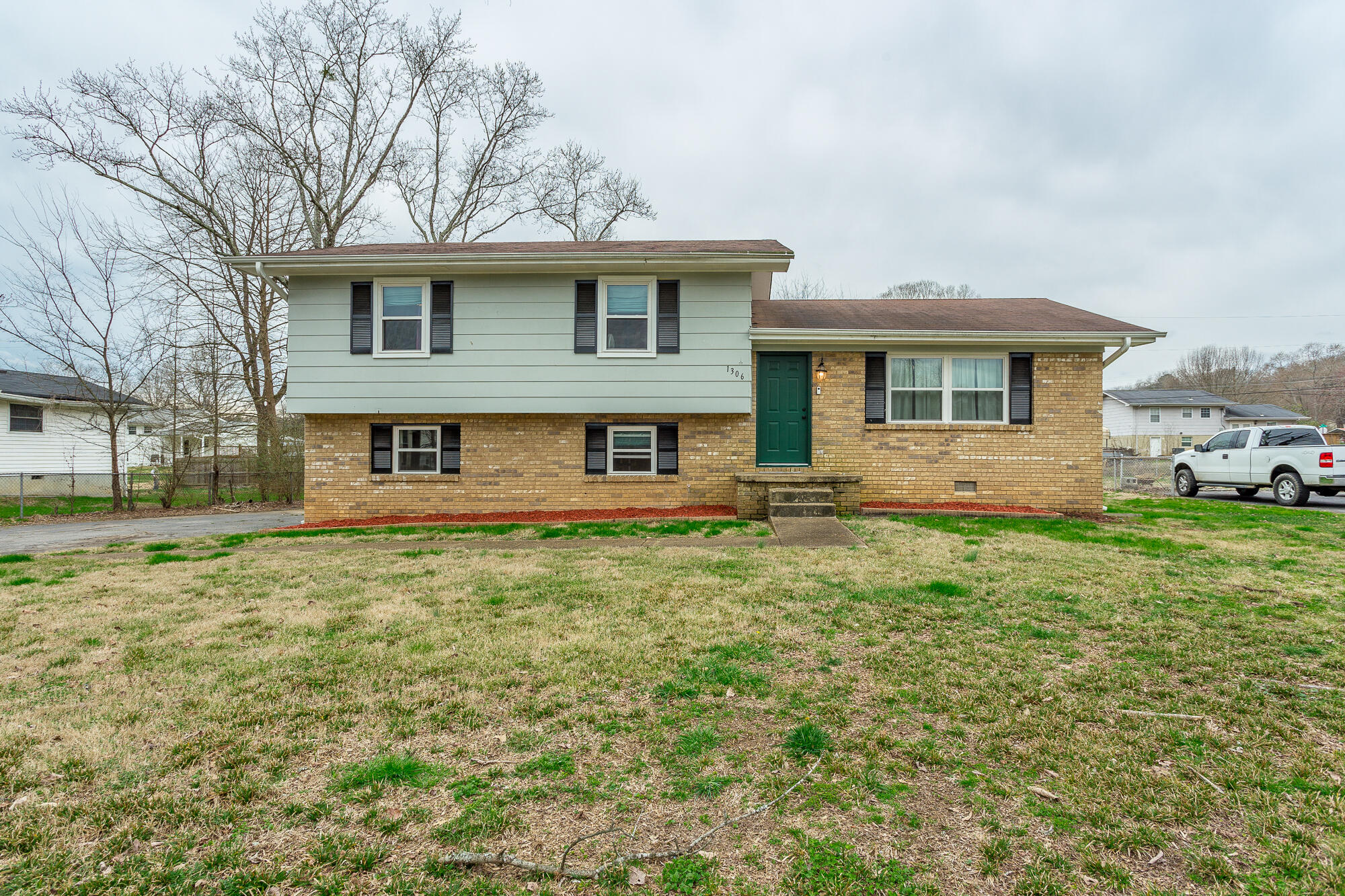 1306 Scout Rd. HD-4