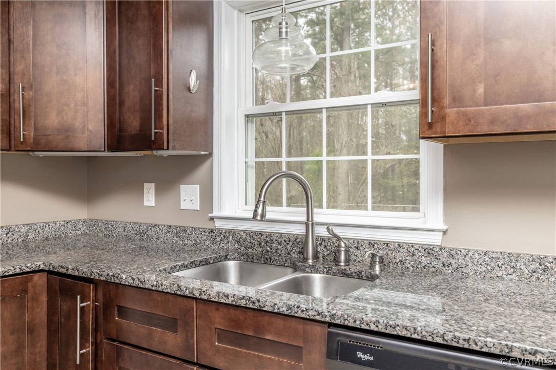 377 Butler Branch Road Petersburg, VA 23805 - Photo 13 of 44 Gallery Image 13