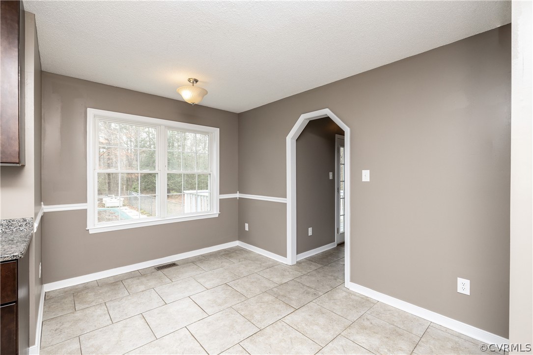 377 Butler Branch Road Petersburg, VA 23805 - Photo 14 of 44 Gallery Image 14