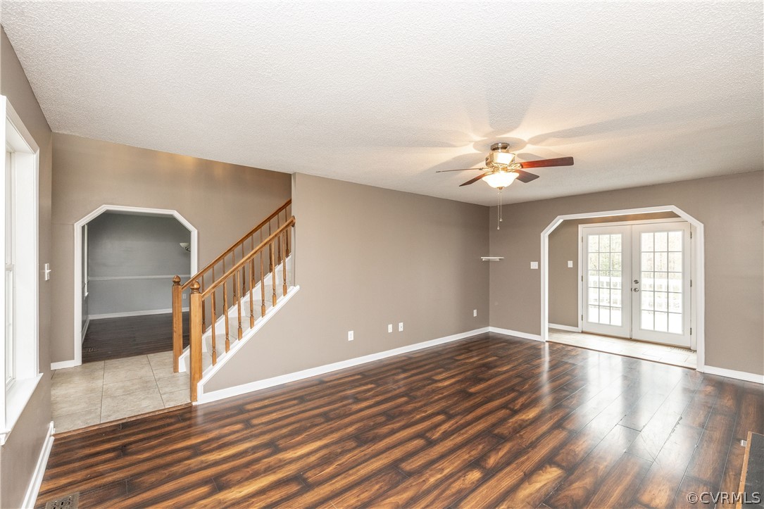 377 Butler Branch Road Petersburg, VA 23805 - Photo 7 of 44 Gallery Image 7
