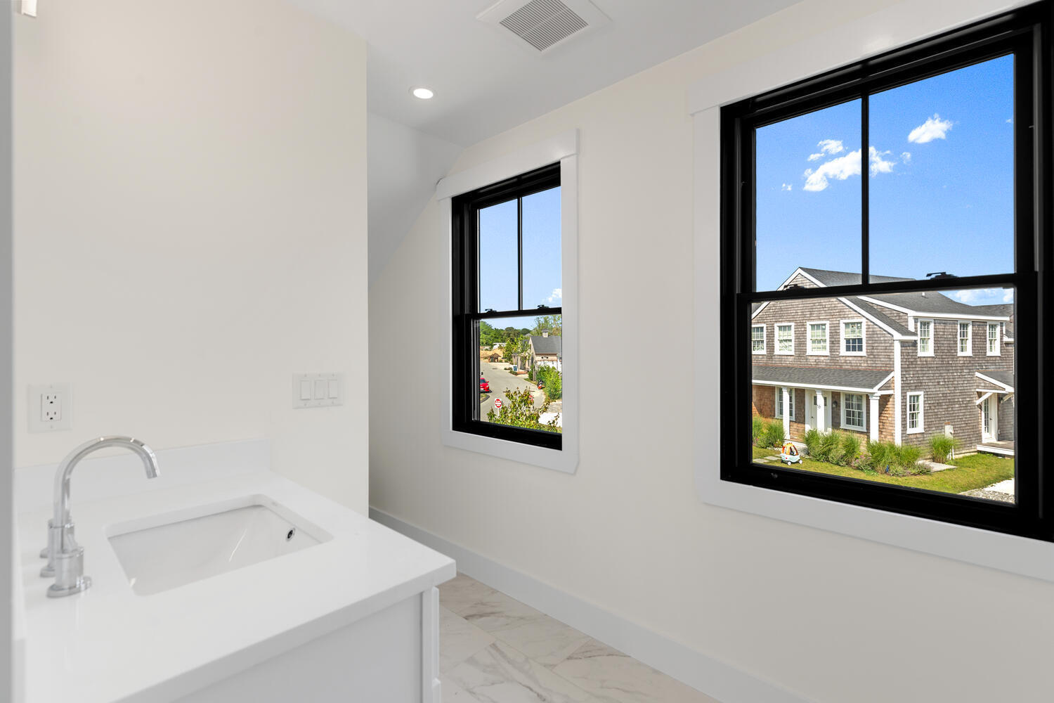 26 Beach Grass Road Nantucket, MA 02554 - Photo 28 of 52 25 Beach Grass Rd Nantucket MA-large-031
